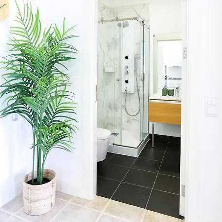 Ice Cream Call アパート ファロ